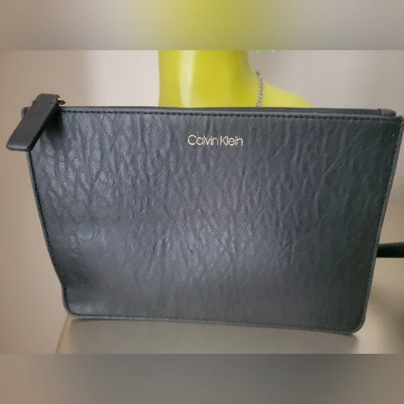 Calvin Klein clutch - Picture 2 of 4